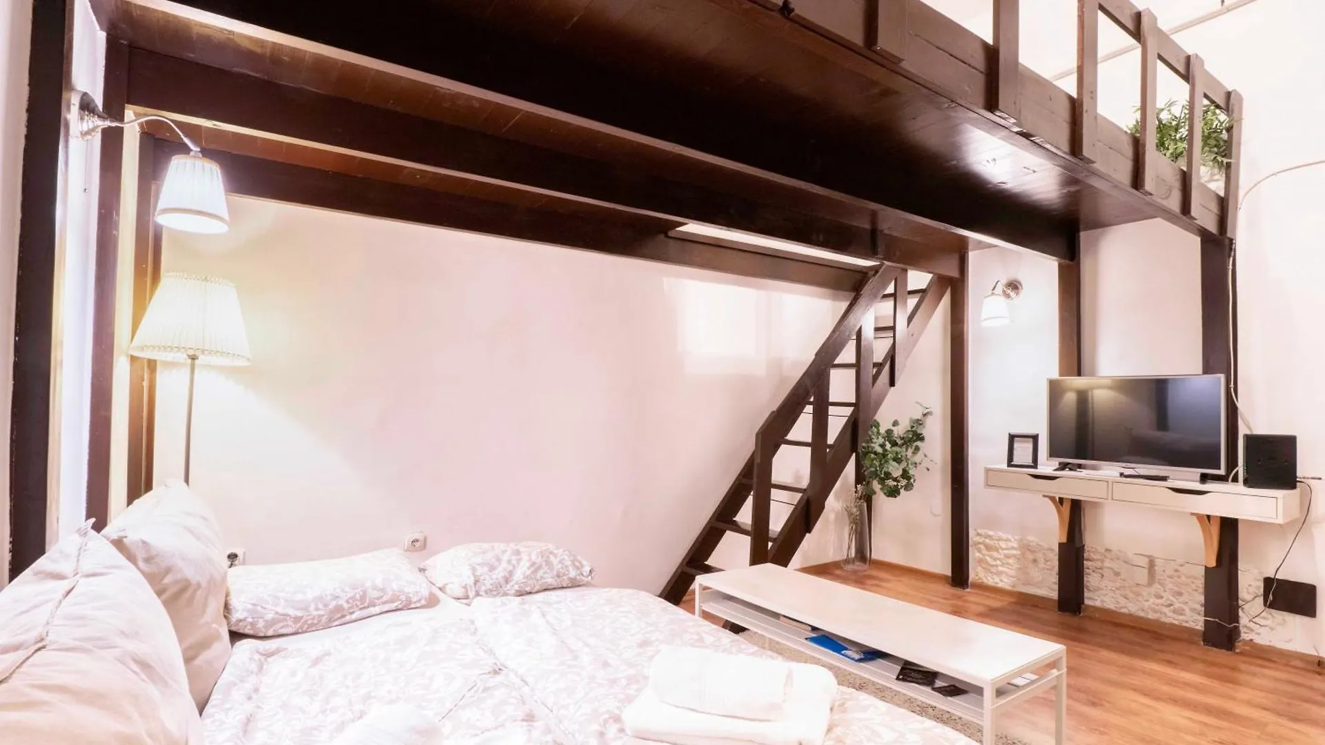 Quiet Cozy Apartment In Party Street E1 Budapešť Maďarsko